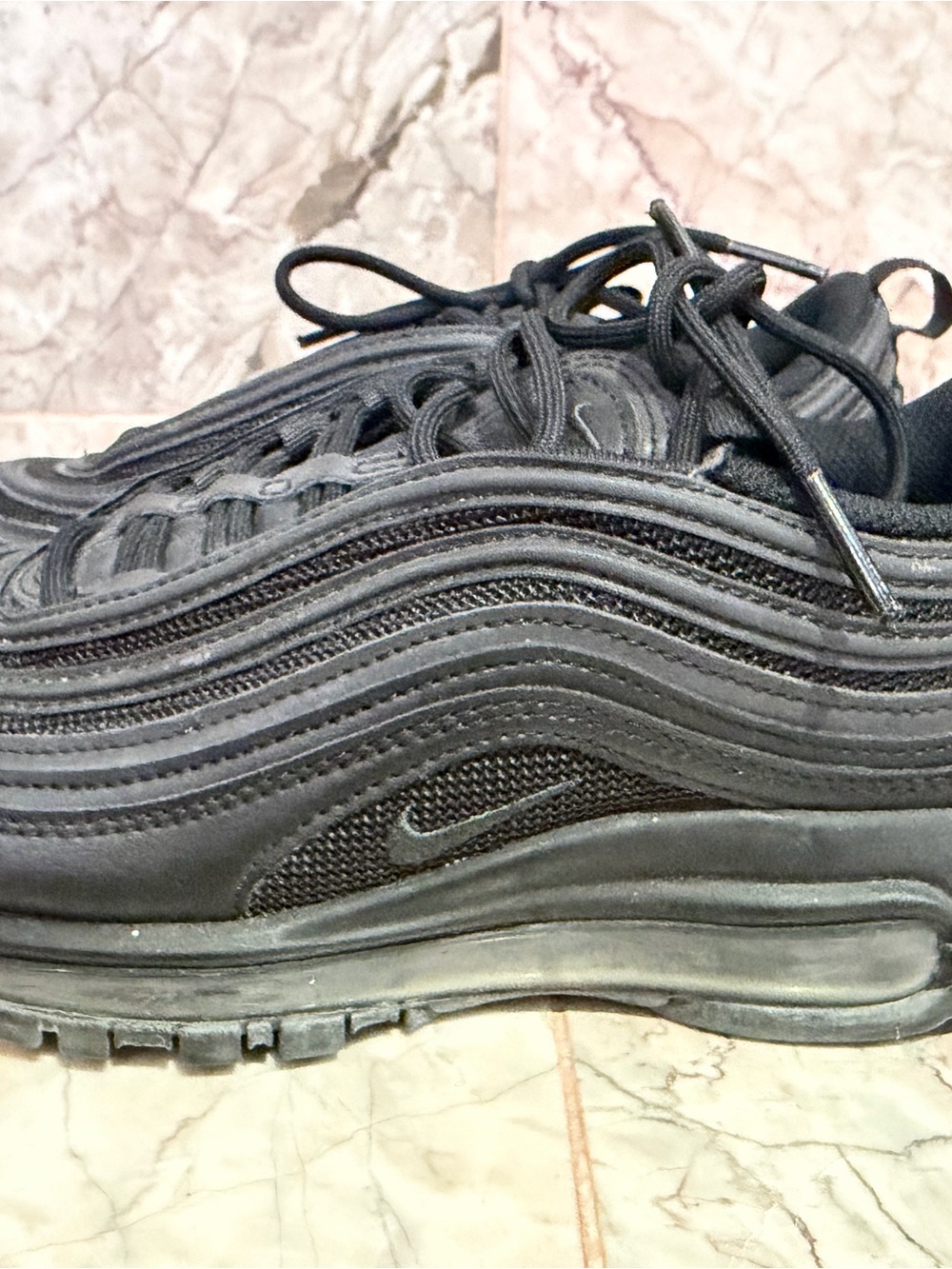 Nike Air Max 97 Triple Black Women’s Size 7 Sneakers